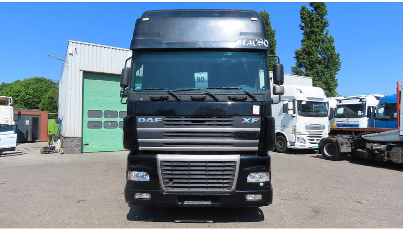 DAF XF 95.480 EURO4 , Manual! Super truck! - Tractor: foto 3 DAF XF 95.480 EURO4 , Manual! Super truck! - Tractor: foto 3