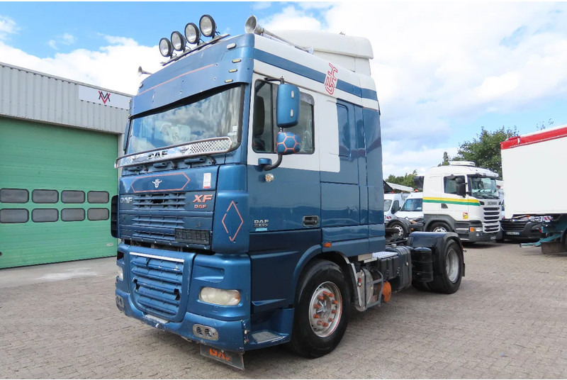 DAF XF 95.530 EURO4. Royal DAF! - Tractor: foto 1 DAF XF 95.530 EURO4. Royal DAF! - Tractor: foto 1