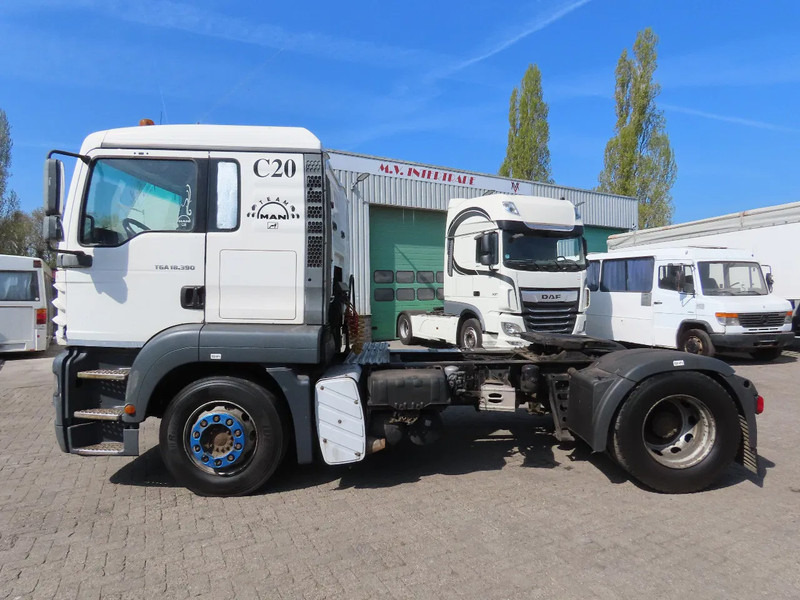 MAN TGA 18.390 Manual - Tractor: foto 4 MAN TGA 18.390 Manual - Tractor: foto 4