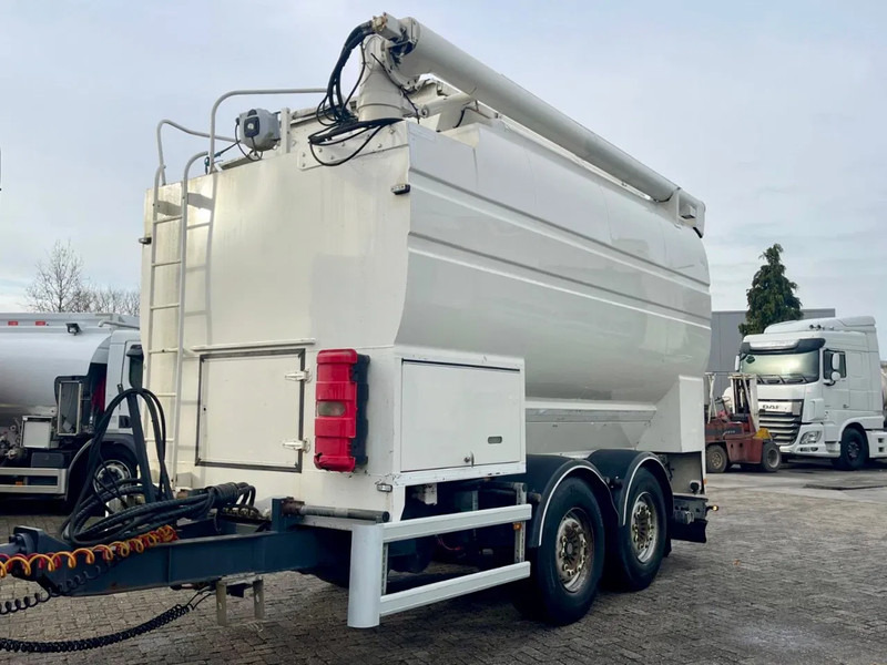 Trouillet TSCI AUGER + AIR 4 COMP, SAF DISC BRAKES, AIR SUSP. - Reboque cisterna: foto 1 Trouillet TSCI AUGER + AIR 4 COMP, SAF DISC BRAKES, AIR SUSP. - Reboque cisterna: foto 1