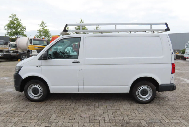 Volkswagen Transporter 2.0 TDI, Airco, 3 peson, APK tot 06/06/2026 - Furgão compacto: foto 4 Volkswagen Transporter 2.0 TDI, Airco, 3 peson, APK tot 06/06/2026 - Furgão compacto: foto 4