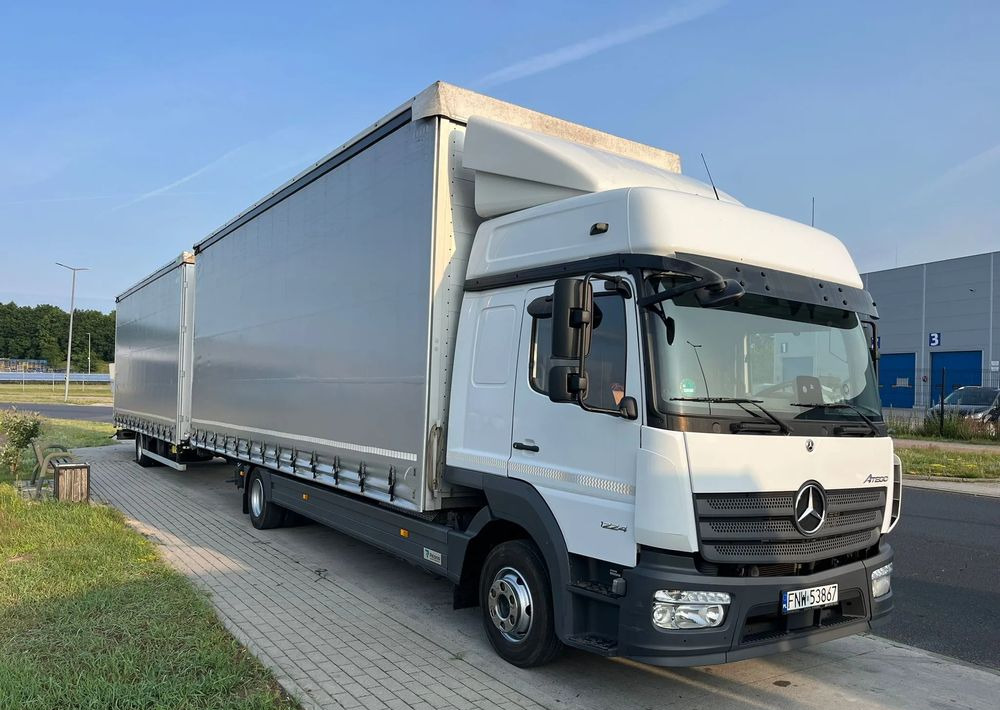 Mercedes-Benz ATEGO - Camião de lona: foto 2 Mercedes-Benz ATEGO - Camião de lona: foto 2