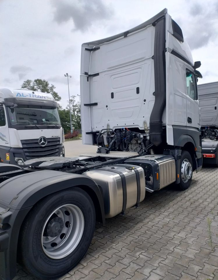 Mercedes-Benz Actros - Tractor: foto 4 Mercedes-Benz Actros - Tractor: foto 4