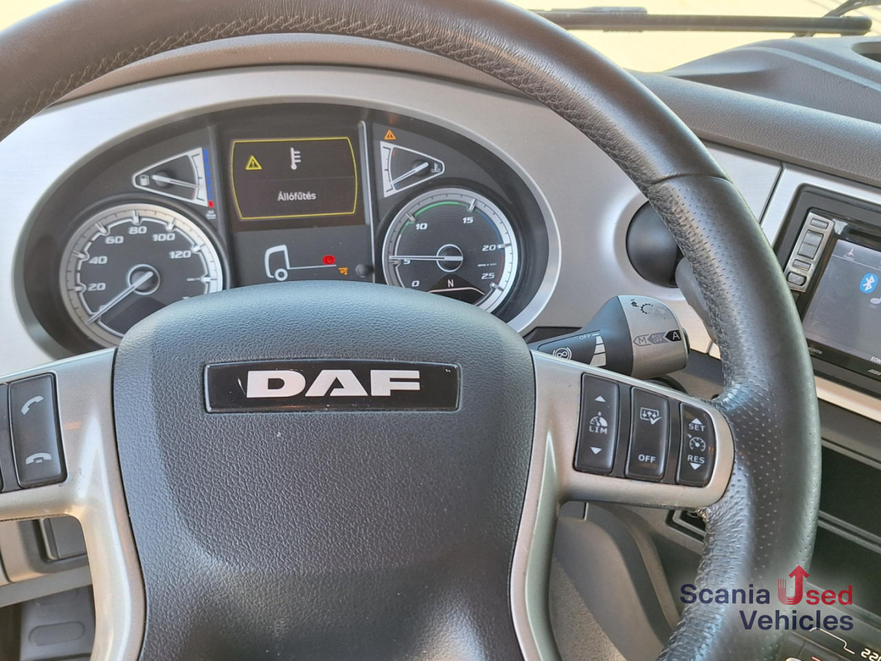 DAF XF 480 6X2 BDF Super Space Lenkachse ! - Camião transportador de contêineres/ Caixa móvel: foto 4 DAF XF 480 6X2 BDF Super Space Lenkachse ! - Camião transportador de contêineres/ Caixa móvel: foto 4