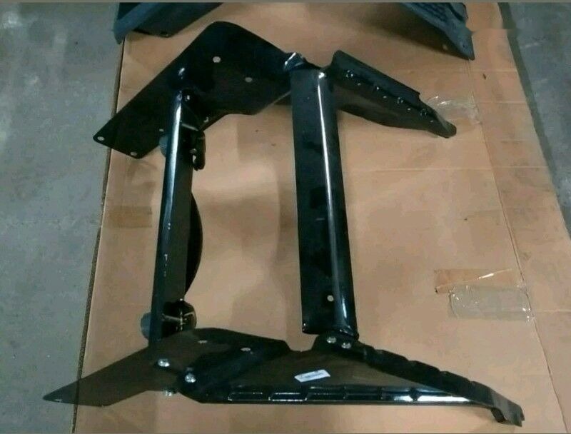 Scania BATTERY COVER REPAIR KIT: STEPS, SIDE BRACKETS Scania R, CR/CP - Bateria automotiva para Camião: foto 5 Scania BATTERY COVER REPAIR KIT: STEPS, SIDE BRACKETS Scania R, CR/CP - Bateria automotiva para Camião: foto 5