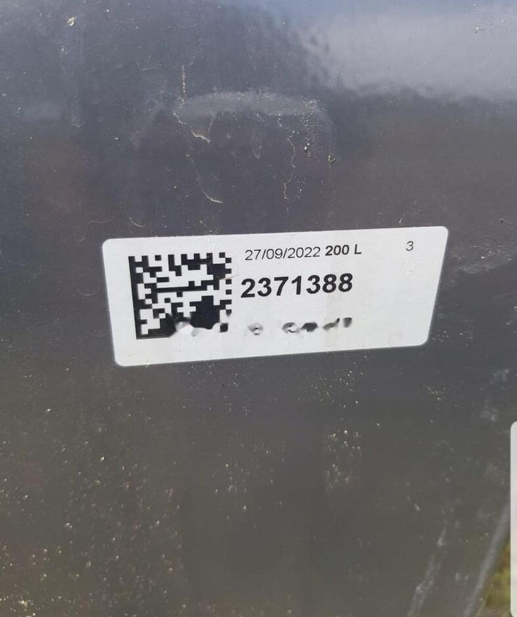 Scania BRAND NEW 200 dm3 2371388 Scania - Tanque de combustível para Camião: foto 3 Scania BRAND NEW 200 dm3 2371388 Scania - Tanque de combustível para Camião: foto 3