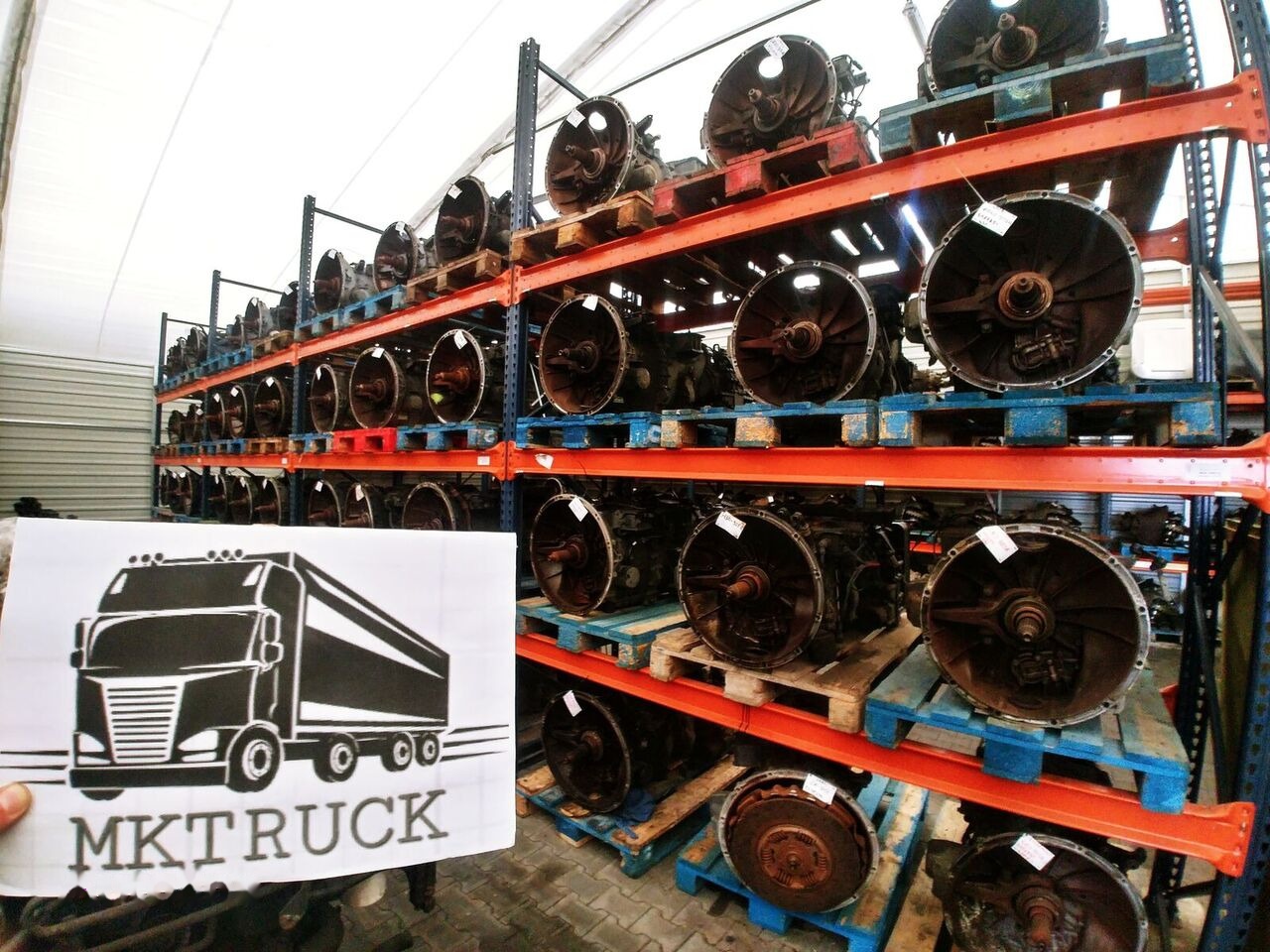 Volvo AT2412C I-SHIFT Volvo FH13 FM13 - Caixa de velocidade para Camião: foto 3 Volvo AT2412C I-SHIFT Volvo FH13 FM13 - Caixa de velocidade para Camião: foto 3