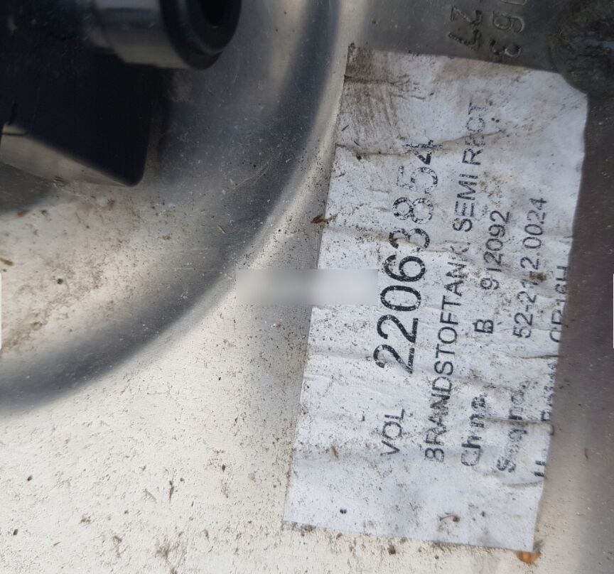 Volvo NEW COMPLETE TANK 285 DM3 22063854 Volvo - Tanque de combustível para Camião: foto 3 Volvo NEW COMPLETE TANK 285 DM3 22063854 Volvo - Tanque de combustível para Camião: foto 3