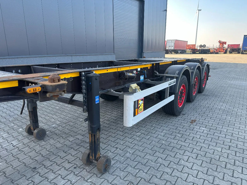 Locação financeira de Burg 20FT / 20FT SWAP ADR (EX/II, EX/III, FL, AT) Chassis, 3.690kg, SAF INTRADISC, 2x Liftaxle, NL-chassis, APK/ADR: 08-2025 Burg 20FT / 20FT SWAP ADR (EX/II, EX/III, FL, AT) Chassis, 3.690kg, SAF INTRADISC, 2x Liftaxle, NL-chassis, APK/ADR: 08-2025: foto 18