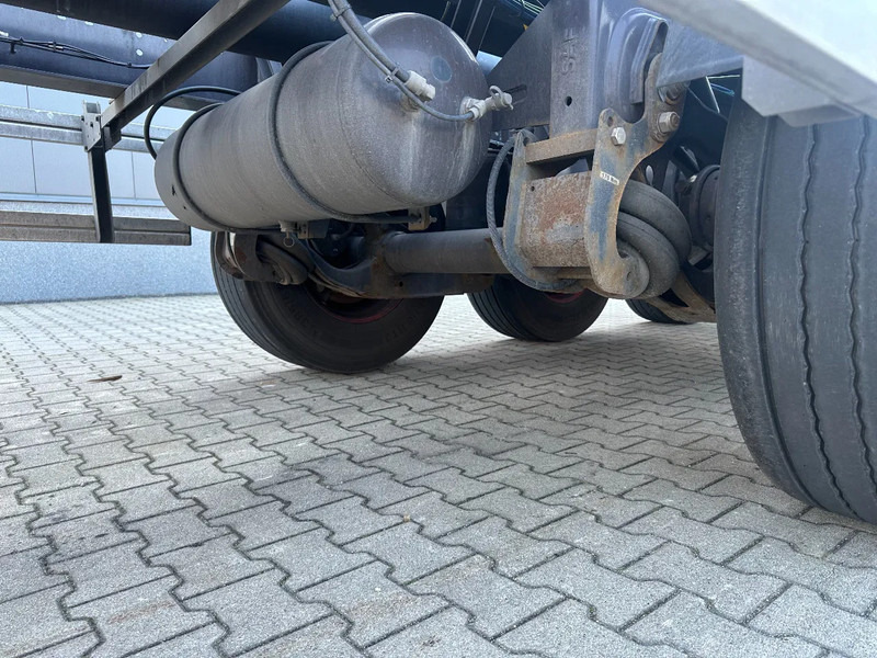 Locação financeira de Burg 20FT / 20FT SWAP ADR (EX/II, EX/III, FL, AT) Chassis, 3.690kg, SAF INTRADISC, 2x Liftaxle, NL-chassis, APK/ADR: 08-2025 Burg 20FT / 20FT SWAP ADR (EX/II, EX/III, FL, AT) Chassis, 3.690kg, SAF INTRADISC, 2x Liftaxle, NL-chassis, APK/ADR: 08-2025: foto 9
