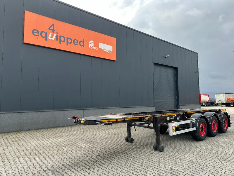 Burg 20FT / 20FT SWAP ADR (EX/II, EX/III, FL, AT), Leergewicht : 3.690kg, SAF INTRADISC, 2x Liftachse, NL-Chassis, APK/ADR: 10-2025 - Semi-reboque transportador de contêineres/ Caixa móvel: foto 1 Burg 20FT / 20FT SWAP ADR (EX/II, EX/III, FL, AT), Leergewicht : 3.690kg, SAF INTRADISC, 2x Liftachse, NL-Chassis, APK/ADR: 10-2025 - Semi-reboque transportador de contêineres/ Caixa móvel: foto 1