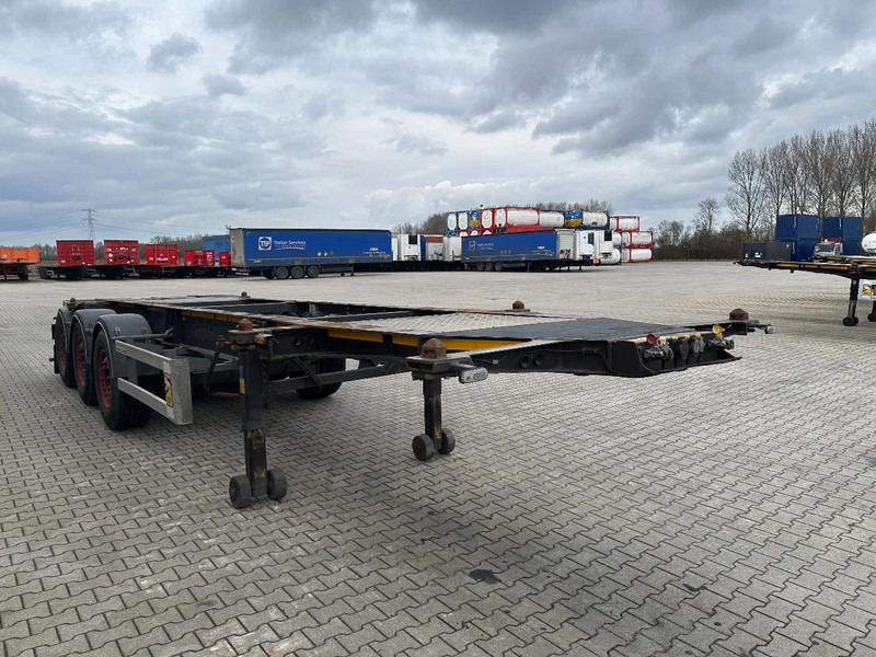 Burg 20FT / 20FT SWAP ADR, Leergewicht : 3.690kg, SAF INTRADISC, 2x Liftachse, NL, APK/ADR: 10-2025, 70% Reifen - Semi-reboque transportador de contêineres/ Caixa móvel: foto 5 Burg 20FT / 20FT SWAP ADR, Leergewicht : 3.690kg, SAF INTRADISC, 2x Liftachse, NL, APK/ADR: 10-2025, 70% Reifen - Semi-reboque transportador de contêineres/ Caixa móvel: foto 5