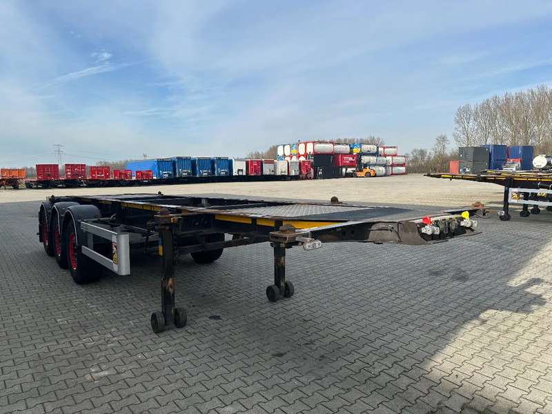 Burg 20FT ADR (EX/II, EX/III, FL, AT) Chassis, leeggewicht: 3.690kg, SAF INTRADISC, 2 liftassen, NL-chassis, APK:10-2025 - Semi-reboque transportador de contêineres/ Caixa móvel: foto 5 Burg 20FT ADR (EX/II, EX/III, FL, AT) Chassis, leeggewicht: 3.690kg, SAF INTRADISC, 2 liftassen, NL-chassis, APK:10-2025 - Semi-reboque transportador de contêineres/ Caixa móvel: foto 5