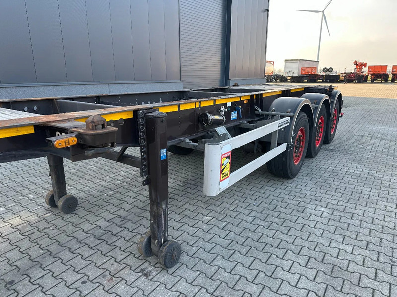Semi-reboque transportador de contêineres/ Caixa móvel Burg 20FT ADR (EX/II, EX/III, FL, AT), Leeggewicht: 3.690kg, SAF INTRADISC, 2x liftaxle, ALCOA, NL-Chassis: foto 9