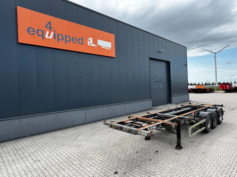 DESOT nice 20FT/30FT ADR-Chassis for SMALL PRICE, liftaxle, 5 twistlocks arms - Semi-reboque transportador de contêineres/ Caixa móvel: foto 1 DESOT nice 20FT/30FT ADR-Chassis for SMALL PRICE, liftaxle, 5 twistlocks arms - Semi-reboque transportador de contêineres/ Caixa móvel: foto 1