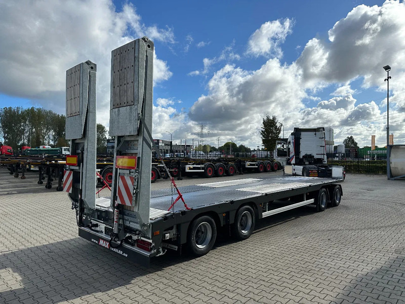 Faymonville MAX600-S-4-8.90-U, 4 axles (2 + 2), hydraulic ramps, loading-floor 8.90cm, NEW!! - Reboque transporte de veículos: foto 5 Faymonville MAX600-S-4-8.90-U, 4 axles (2 + 2), hydraulic ramps, loading-floor 8.90cm, NEW!! - Reboque transporte de veículos: foto 5