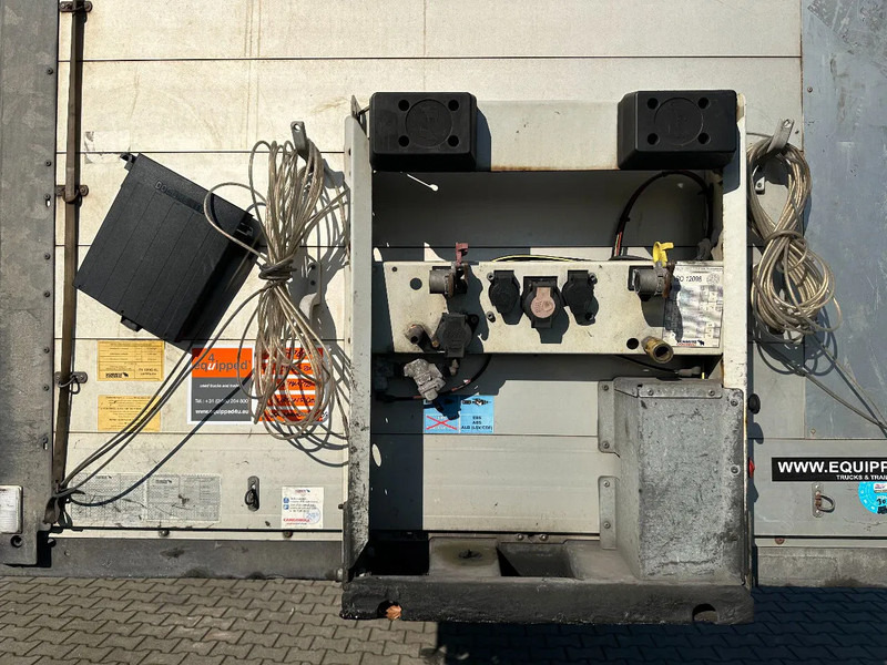 Semi-reboque de lona Schmitz Cargobull TOP: NIEUWE APK 08-2026, schijfremmen, rongpotten, gegalvaniseerd, XL, Huckepack, 2 x22 vert. al. planken, NL-trailer: foto 18