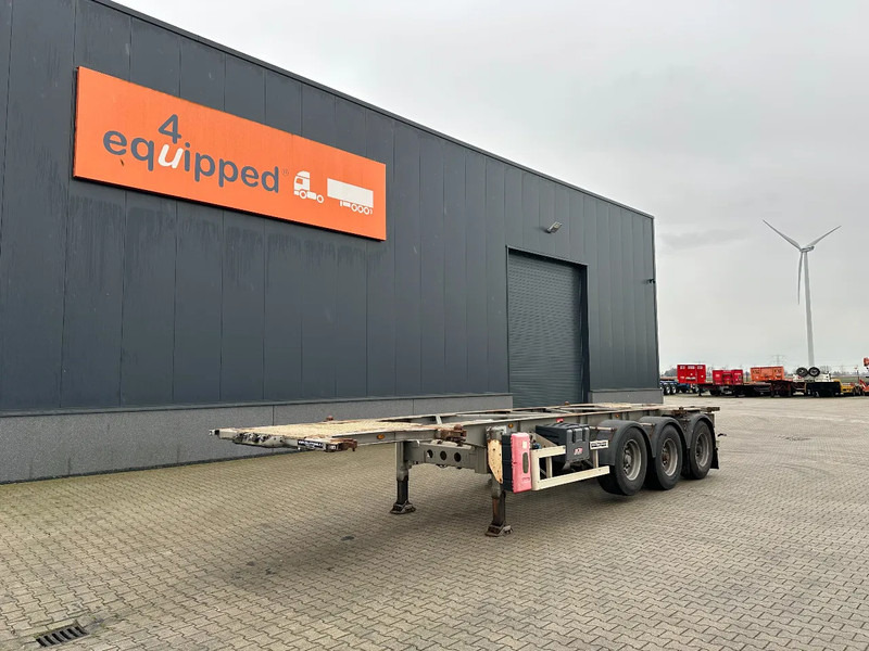 TURBO'S HOET 20FT/30FT, ADR (FL, AT), ALCOA, galvanized, BPW+DISC, liftaxle - Semi-reboque transportador de contêineres/ Caixa móvel: foto 1 TURBO'S HOET 20FT/30FT, ADR (FL, AT), ALCOA, galvanized, BPW+DISC, liftaxle - Semi-reboque transportador de contêineres/ Caixa móvel: foto 1