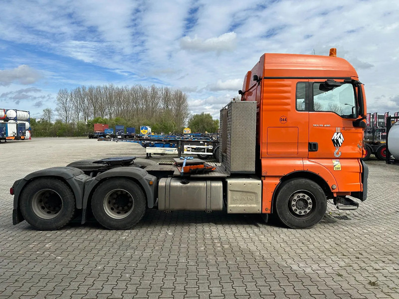 MAN TGX 26.480 6x4, MANUAL GEARBOX, ONLY CABIN DAMAGE, 231.000KM - Tractor: foto 3 MAN TGX 26.480 6x4, MANUAL GEARBOX, ONLY CABIN DAMAGE, 231.000KM - Tractor: foto 3