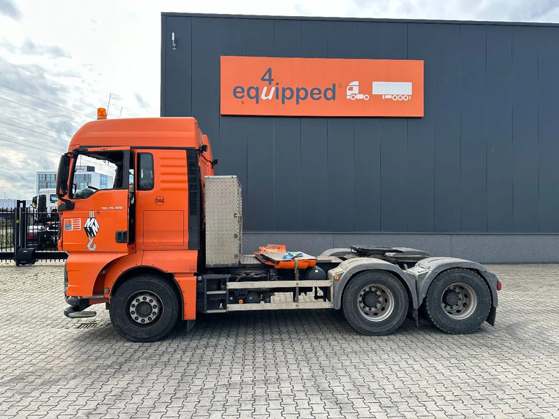 MAN TGX 26.480 6x4, MANUAL GEARBOX, ONLY CABIN DAMAGE, 231.000KM - Tractor: foto 2 MAN TGX 26.480 6x4, MANUAL GEARBOX, ONLY CABIN DAMAGE, 231.000KM - Tractor: foto 2