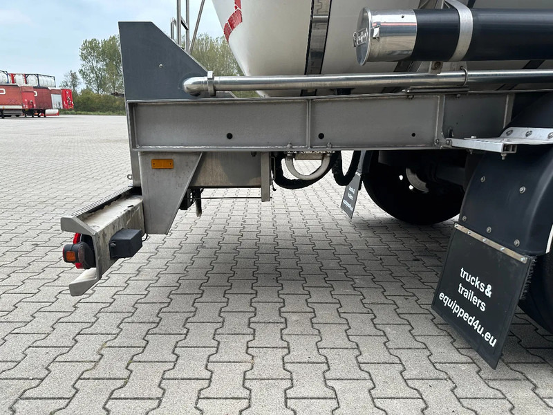 Locação financeira de Van Hool FOOD / RVS chassis / empty weight: 5.860kg / 29.500L / 1-comp.+ 1 baffel / discbrakes / NL / APK: 02/2026 Van Hool FOOD / RVS chassis / empty weight: 5.860kg / 29.500L / 1-comp.+ 1 baffel / discbrakes / NL / APK: 02/2026: foto 18