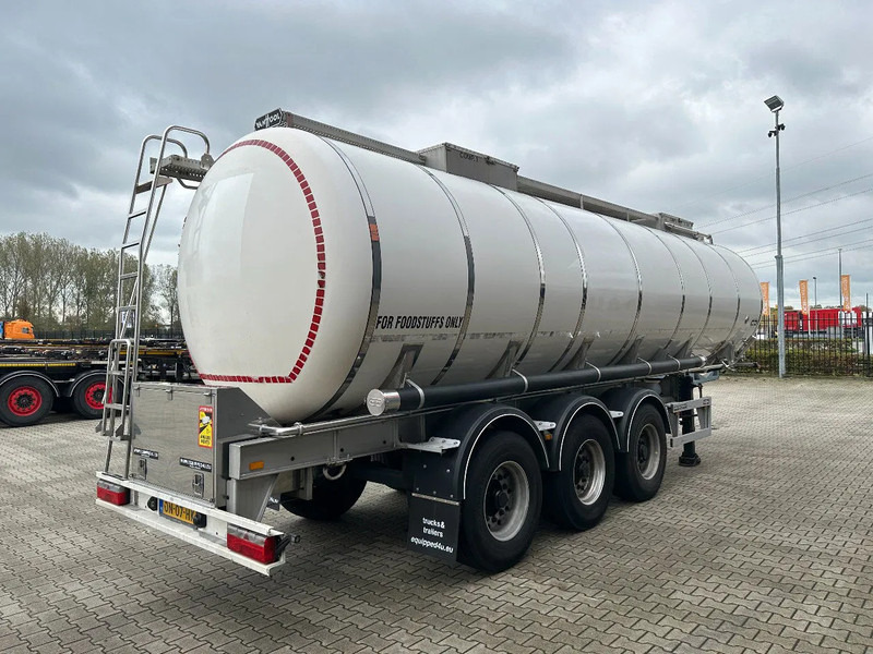 Van Hool FOOD / RVS chassis / empty weight: 5.860kg / 29.500L / 1-comp.+ 1 baffel / discbrakes / NL / APK: 05/2026 - Semi-reboque cisterna: foto 3 Van Hool FOOD / RVS chassis / empty weight: 5.860kg / 29.500L / 1-comp.+ 1 baffel / discbrakes / NL / APK: 05/2026 - Semi-reboque cisterna: foto 3