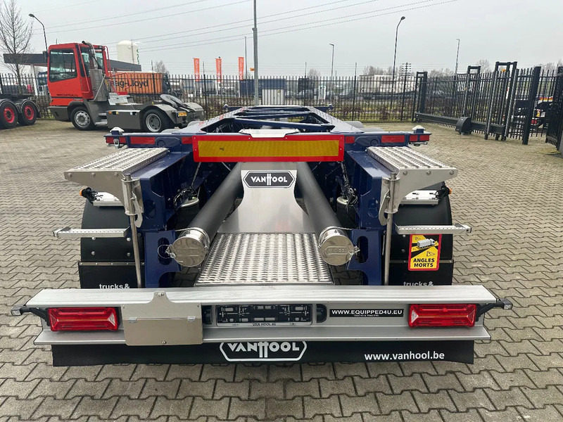 Van Hool NEW / DIRECT AVAILABLE 20FT ADR-CHASSIS, EMPTY WEIGHT: 3.300KG, DISCBRAKES, 3x available, ALU WHEELS - Semi-reboque transportador de contêineres/ Caixa móvel: foto 3 Van Hool NEW / DIRECT AVAILABLE 20FT ADR-CHASSIS, EMPTY WEIGHT: 3.300KG, DISCBRAKES, 3x available, ALU WHEELS - Semi-reboque transportador de contêineres/ Caixa móvel: foto 3