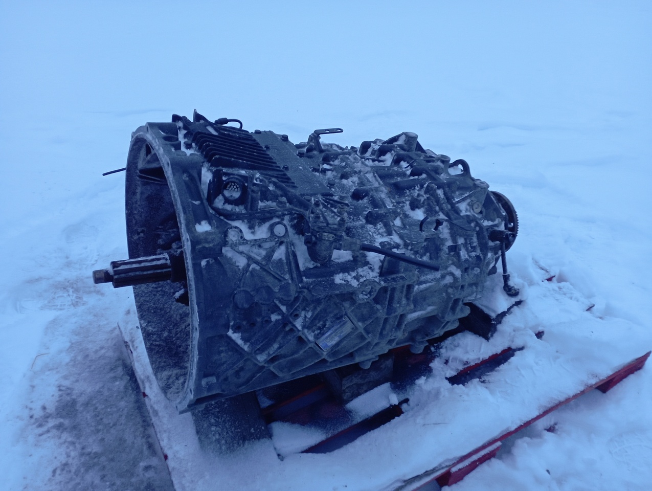 MAN ZF - Caixa de velocidade para Camião chassi: foto 2 MAN ZF - Caixa de velocidade para Camião chassi: foto 2