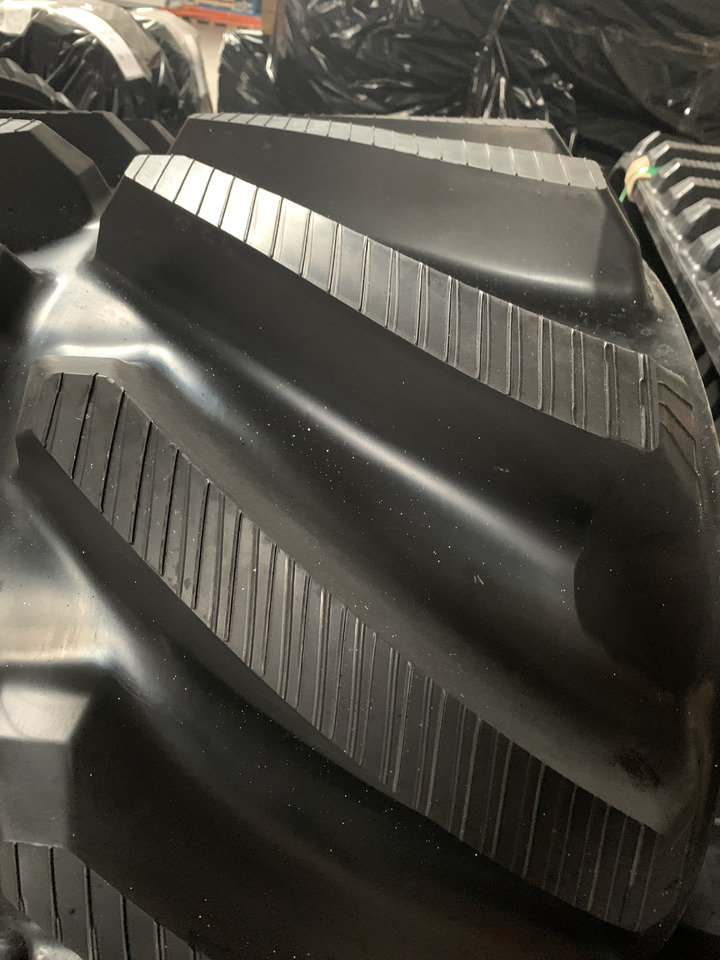Rubber track for CNH and NH Combine 24" and 28.5" - Rasto para Ceifeira debulhadora: foto 3 Rubber track for CNH and NH Combine 24" and 28.5" - Rasto para Ceifeira debulhadora: foto 3
