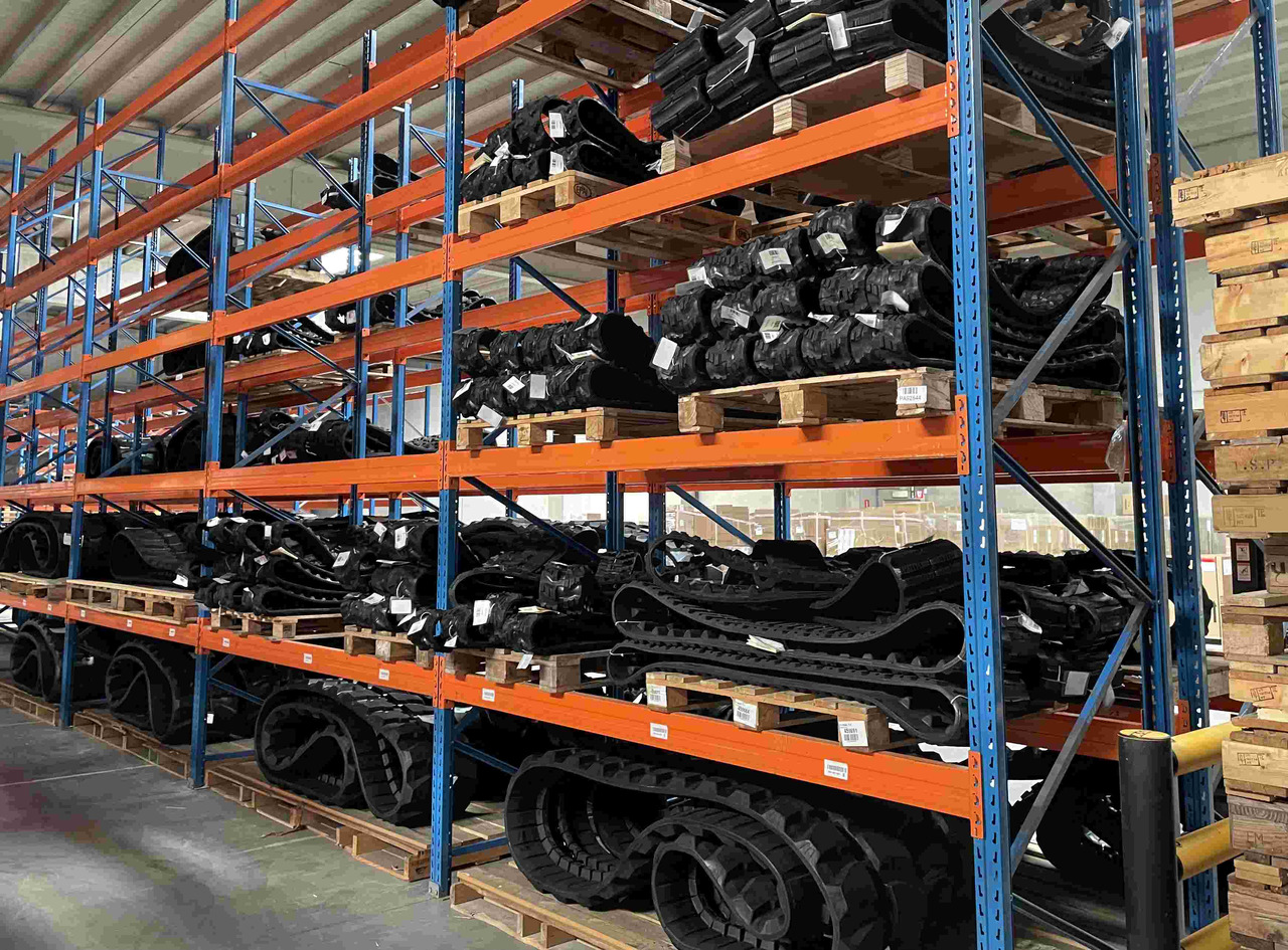 Rubber track for Case IH 9300 / GRECAV / ZUIDBERG / Claas Xerion 5000 TS 30" and 36" - Rasto para Trator de rastos: foto 2 Rubber track for Case IH 9300 / GRECAV / ZUIDBERG / Claas Xerion 5000 TS 30" and 36" - Rasto para Trator de rastos: foto 2