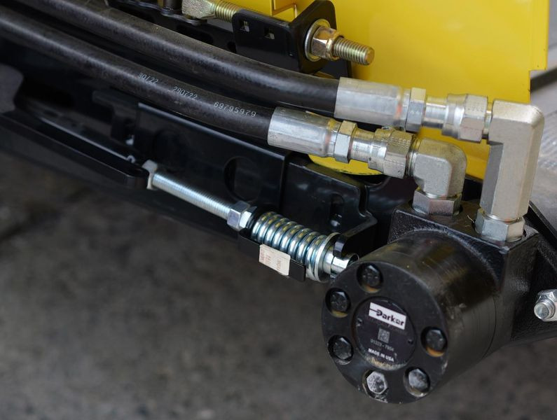 Plataforma para colheitadeira novo Honey Bee ST 15 - BANDSCHWADMÄHWERK: foto 16 Plataforma para colheitadeira novo Honey Bee ST 15 - BANDSCHWADMÄHWERK: foto 16