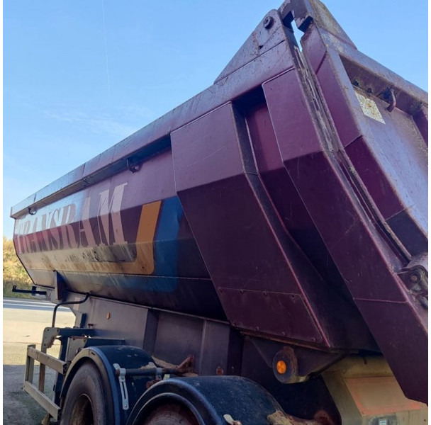 DMC - Semi-reboque basculante: foto 5 DMC - Semi-reboque basculante: foto 5