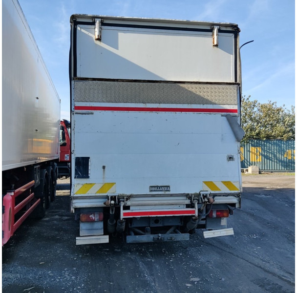 Mercedes-Benz 818 - Camião furgão: foto 4 Mercedes-Benz 818 - Camião furgão: foto 4