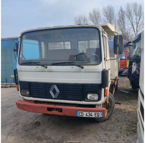 Renault 230 - Camião basculante: foto 1 Renault 230 - Camião basculante: foto 1