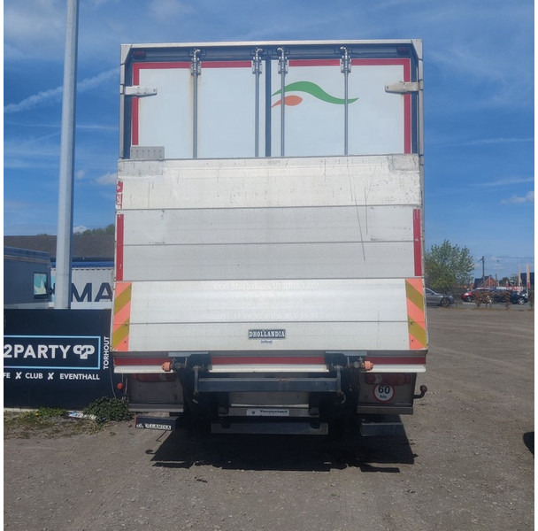Renault Midlum-With-Hanging-Work-In-The-Fridge - Camião frigorífico: foto 5 Renault Midlum-With-Hanging-Work-In-The-Fridge - Camião frigorífico: foto 5