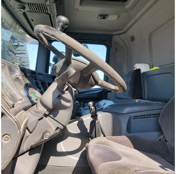 Camião basculante Scania 94-D: foto 7