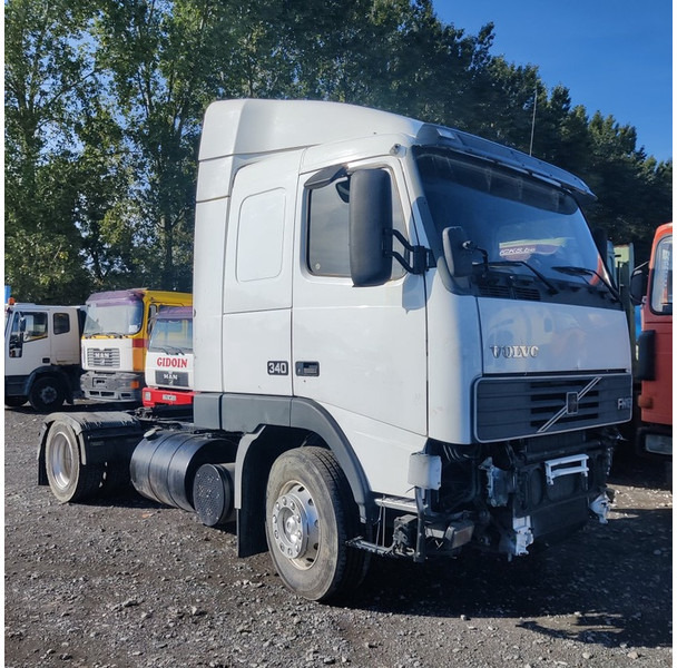 Volvo FH-GLOBBETROTTER - Tractor: foto 1 Volvo FH-GLOBBETROTTER - Tractor: foto 1