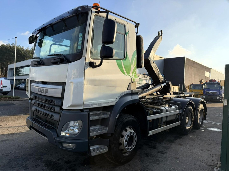DAF CF 460 6x4 FAT HOOKLIFT - WB 3m35 - STEEL SPRING / BIG AXLES HUB REDUCTION - EURO 6 - BE TRUCK - Camião polibenne: foto 3 DAF CF 460 6x4 FAT HOOKLIFT - WB 3m35 - STEEL SPRING / BIG AXLES HUB REDUCTION - EURO 6 - BE TRUCK - Camião polibenne: foto 3