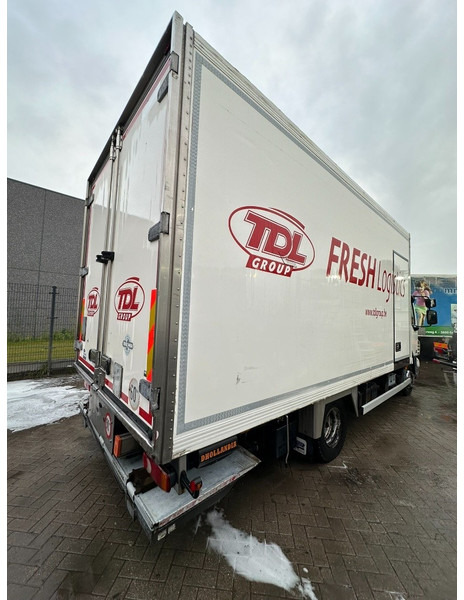 DAF LF 45.220 12T E5 4x2 - FRIGO CARRIER - BOX 5m30 x 2m35 x 2m46 - *407.000km* - A/C - TAILLIFT - AUTOMATIC - BE TRUCK - Camião frigorífico: foto 3 DAF LF 45.220 12T E5 4x2 - FRIGO CARRIER - BOX 5m30 x 2m35 x 2m46 - *407.000km* - A/C - TAILLIFT - AUTOMATIC - BE TRUCK - Camião frigorífico: foto 3