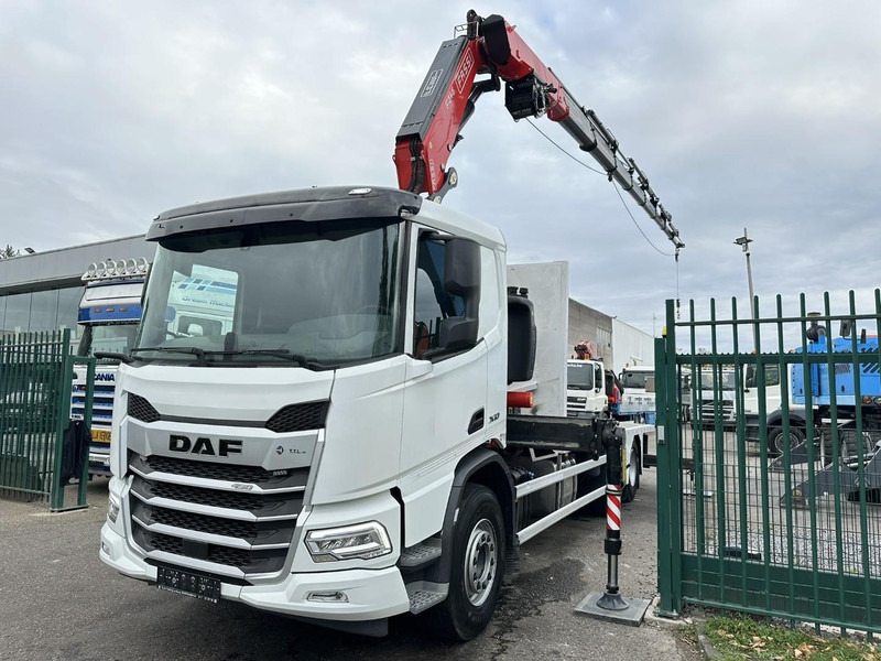 DAF XD 450 6x4 + (24m) CRANE FASSI F345 8x + WINCH - 35.000km - *TOP CONDITION* - BE TRUCK - Camião grua: foto 3 DAF XD 450 6x4 + (24m) CRANE FASSI F345 8x + WINCH - 35.000km - *TOP CONDITION* - BE TRUCK - Camião grua: foto 3