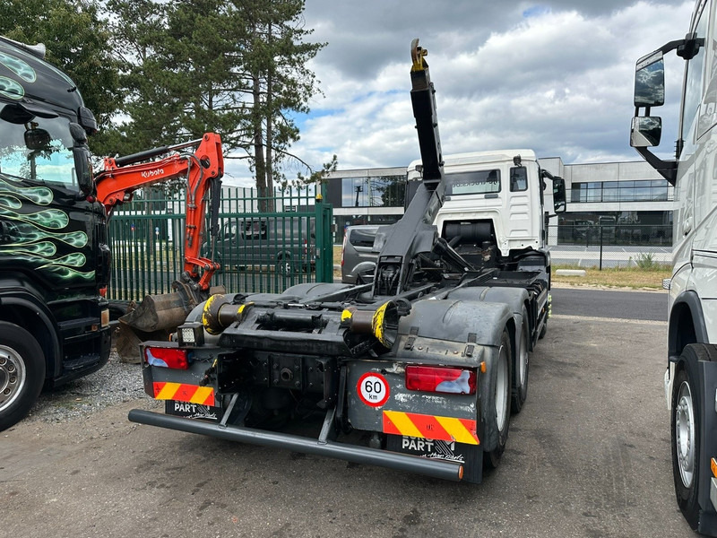 MAN TGS 28.360 6x2 HOOKLIFT 21T HIAB MULTILIFT XR21-S51 - LIFT AXLE - BE TRUCK - Camião polibenne: foto 3 MAN TGS 28.360 6x2 HOOKLIFT 21T HIAB MULTILIFT XR21-S51 - LIFT AXLE - BE TRUCK - Camião polibenne: foto 3