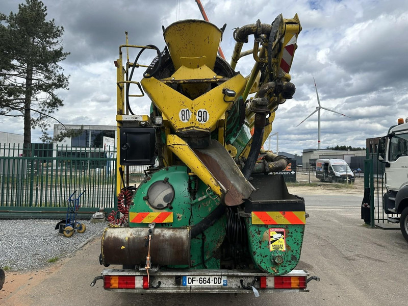 Camião betoneira Mercedes-Benz ACTROS 3241 8x4 PUMI PM M 21-3 (21m) Putzmeister - *238.000km* / 1586H - EPS - BLADVERING / NAAFREDUCTIE: foto 19 Camião betoneira Mercedes-Benz ACTROS 3241 8x4 PUMI PM M 21-3 (21m) Putzmeister - *238.000km* / 1586H - EPS - BLADVERING / NAAFREDUCTIE: foto 19