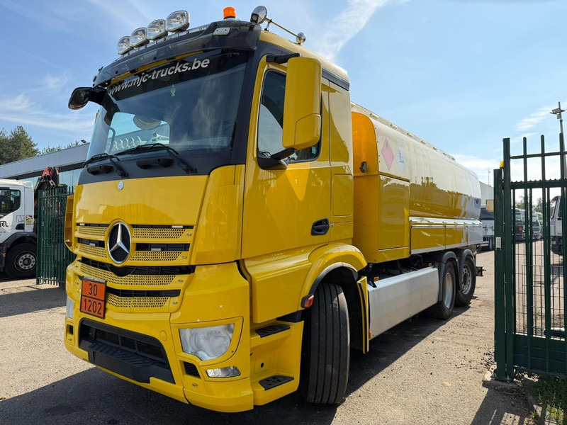 Mercedes-Benz ANTOS 2632 6x2 FUEL TANKER 16.000L - 4 COMP - DIESEL / PETROL - RETARDER - EURO 6 - LIFT / STEERING AXLE - *FULL AIR* - BE TRUCK - Camião cisterna: foto 3 Mercedes-Benz ANTOS 2632 6x2 FUEL TANKER 16.000L - 4 COMP - DIESEL / PETROL - RETARDER - EURO 6 - LIFT / STEERING AXLE - *FULL AIR* - BE TRUCK - Camião cisterna: foto 3