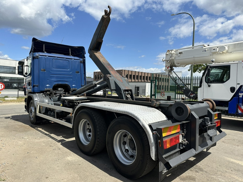 Scania 124L-420 6x2 HOOKLIFT VDL 20T - STEEL SPRING / BALLESTAS / BLATT - MANUAL - MECHANICAL PUMP - 10 TIRES DOUBLE WHEELS - Camião polibenne: foto 4 Scania 124L-420 6x2 HOOKLIFT VDL 20T - STEEL SPRING / BALLESTAS / BLATT - MANUAL - MECHANICAL PUMP - 10 TIRES DOUBLE WHEELS - Camião polibenne: foto 4