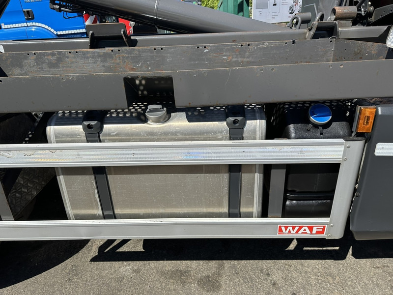 Camião polibenne Scania R500 XT 6x4 RETARDER - HOOKLIFT / HAAKSYSTEEM WAF 20T - 5200mm - WB 3m75 - *231.000km* - HUB REDUCTION / STEEL SUSPENSION - EURO 6 - BE TRUCK: foto 20