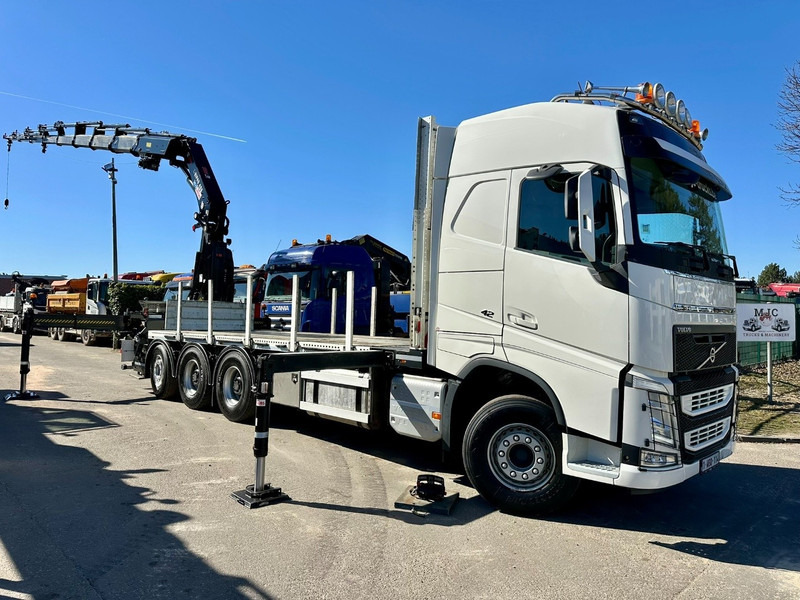 Volvo FH 420 8x4 TRIDEM + KRAAN HIAB 408 E-8 HIPRO + WINCH - 63.000km ONLY - CREWCAB 4 SEATER - PLATFORM 7m - TOP CONDITION - Camião de caixa aberta/ Plataforma, Camião grua: foto 2 Volvo FH 420 8x4 TRIDEM + KRAAN HIAB 408 E-8 HIPRO + WINCH - 63.000km ONLY - CREWCAB 4 SEATER - PLATFORM 7m - TOP CONDITION - Camião de caixa aberta/ Plataforma, Camião grua: foto 2
