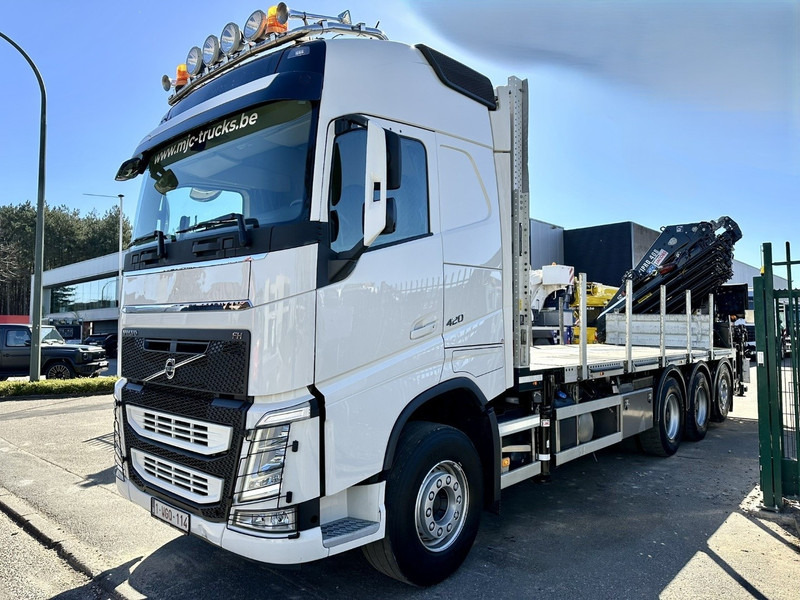 Volvo FH 420 8x4 TRIDEM + KRAAN HIAB 408 E-8 HIPRO + WINCH - 63.000km ONLY - CREWCAB 4 SEATER - PLATFORM 7m - TOP CONDITION - Camião grua: foto 3 Volvo FH 420 8x4 TRIDEM + KRAAN HIAB 408 E-8 HIPRO + WINCH - 63.000km ONLY - CREWCAB 4 SEATER - PLATFORM 7m - TOP CONDITION - Camião grua: foto 3