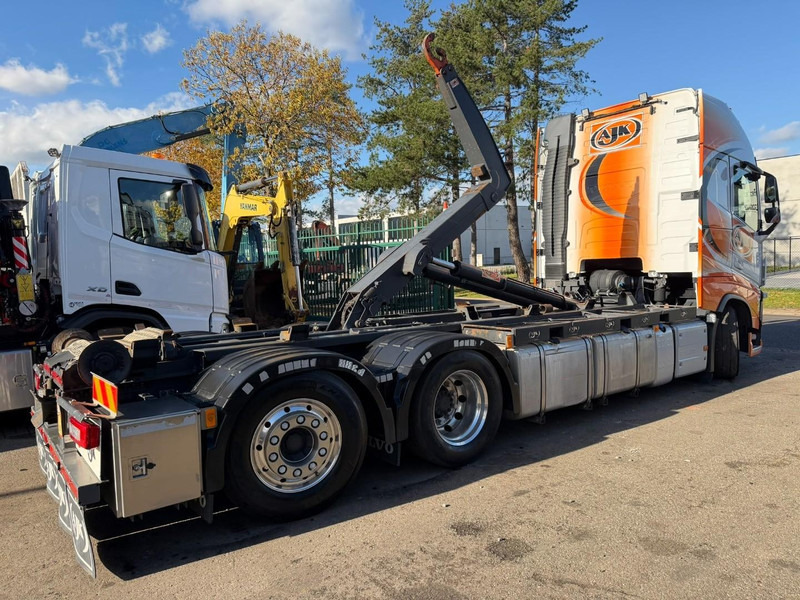 Volvo FH 460 6x2 GLOBE XL AJK HOOKLIFT - *FULL AIR* - DYNAMIC STEERING - I PARK COOL - LIFT + STEERING - ALCOA - BE TRUCK - TOP CONDITION - Camião polibenne: foto 5 Volvo FH 460 6x2 GLOBE XL AJK HOOKLIFT - *FULL AIR* - DYNAMIC STEERING - I PARK COOL - LIFT + STEERING - ALCOA - BE TRUCK - TOP CONDITION - Camião polibenne: foto 5
