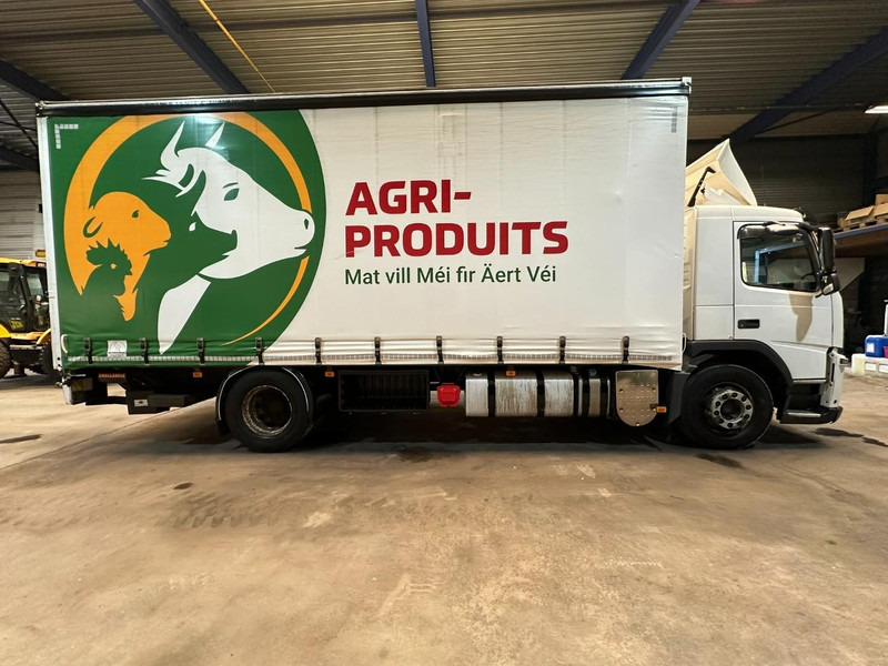 Volvo FM 330 4x2 BOX 7m x 2m48 x 2m75 - 542.000km - EURO 5 - I SHIFT - 19T - A/C - LARGE TAILLIFT - Camião de lona: foto 4 Volvo FM 330 4x2 BOX 7m x 2m48 x 2m75 - 542.000km - EURO 5 - I SHIFT - 19T - A/C - LARGE TAILLIFT - Camião de lona: foto 4