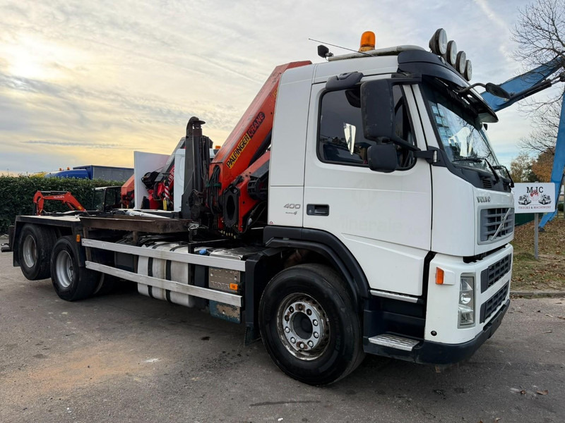 Volvo FM 400 6x2 HOOKLIFT + CRANE PALFINGER PK 15500 B (2x) - 5/6 F - MANUAL - EURO 4 - BE TRUCK - Camião polibenne, Camião grua: foto 3 Volvo FM 400 6x2 HOOKLIFT + CRANE PALFINGER PK 15500 B (2x) - 5/6 F - MANUAL - EURO 4 - BE TRUCK - Camião polibenne, Camião grua: foto 3